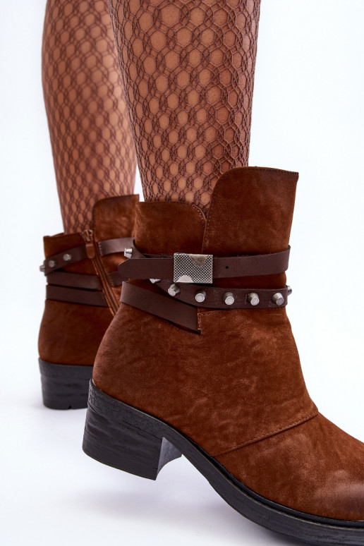 Verwarmde Laarzen met hakken in de bruine kleur Effie Verwarmde Laarzen met hakken in de bruine kleur Effie