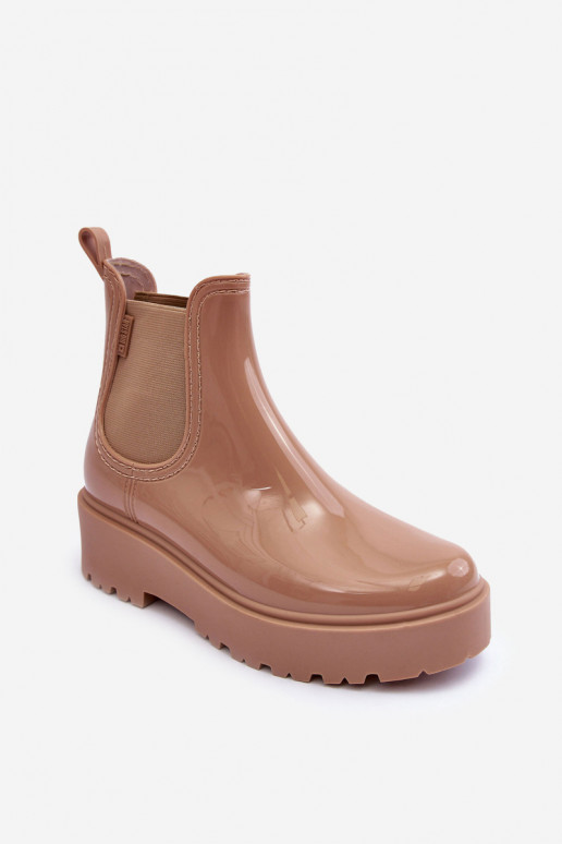 met lakeffect Rubberen schoenen Laarzen met platform Big Star MM274396 beige kleur met lakeffect Rubberen schoenen Laarzen met platform Big Star MM274396 beige kleur