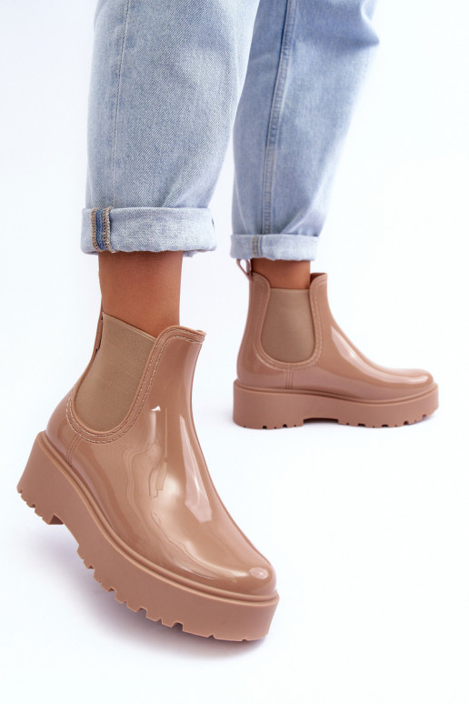 met lakeffect Rubberen schoenen Laarzen met platform Big Star MM274396 beige kleur met lakeffect Rubberen schoenen Laarzen met platform Big Star MM274396 beige kleur