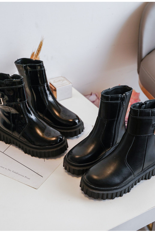 Kinderlaarzen met gespen in de kleur zwart Chloraia Kinderlaarzen met gespen in de kleur zwart Chloraia