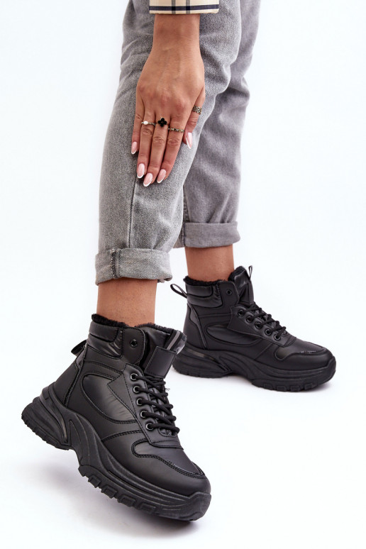 verwarmde sportschoenen met veters in de kleur zwart Dejana verwarmde sportschoenen met veters in de kleur zwart Dejana