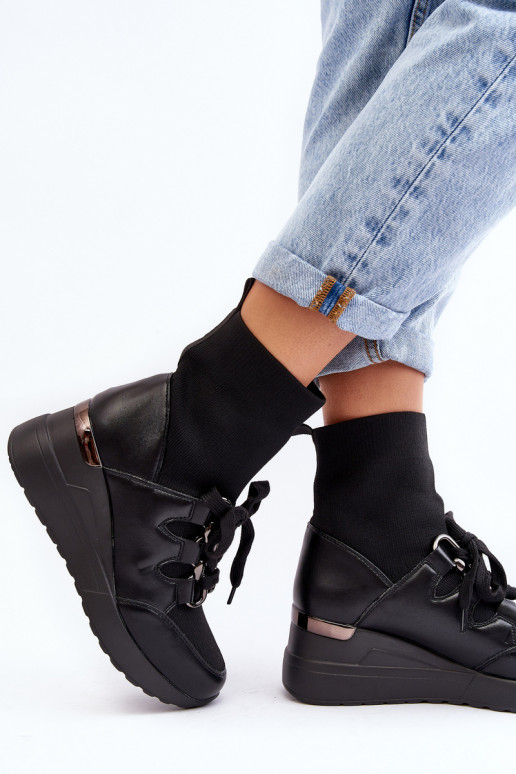 Laarzen met een sokachtige zool in de zwarte kleur Helladina