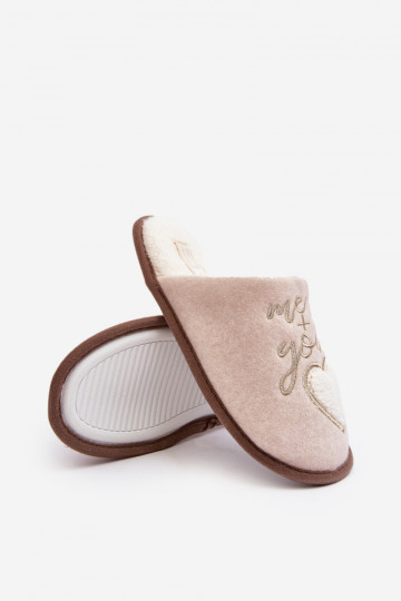 Klassiek model Slippers Warme beige kleur Mabira van het resistente model