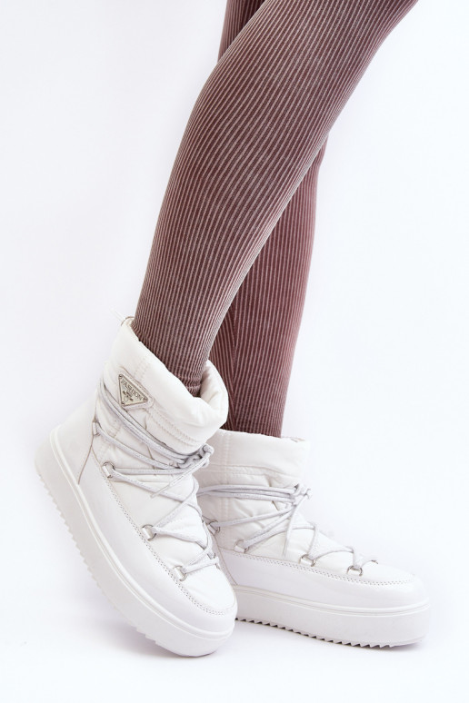 snowboots met plateau en stijlvolle details in witte kleur Fleure snowboots met plateau en stijlvolle details in witte kleur Fleure