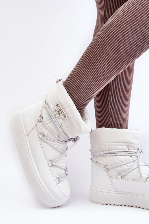 snowboots met plateau en stijlvolle details in witte kleur Fleure snowboots met plateau en stijlvolle details in witte kleur Fleure