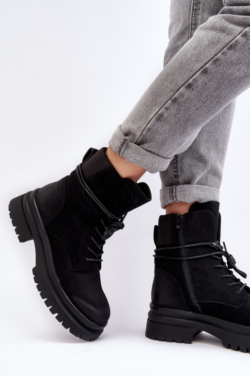 Dameslaarzen met massieve zool in de zwarte kleur Narelona