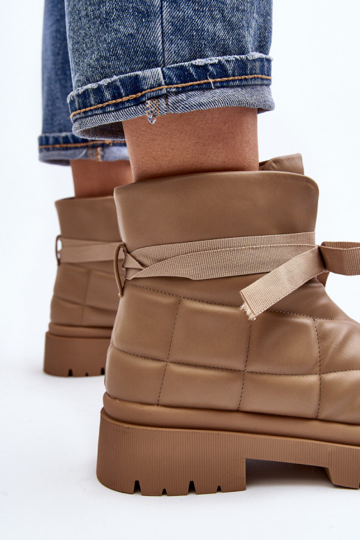 Laarzen met gewatteerde patronen in kaki kleur Bizzanti Laarzen met gewatteerde patronen in kaki kleur Bizzanti