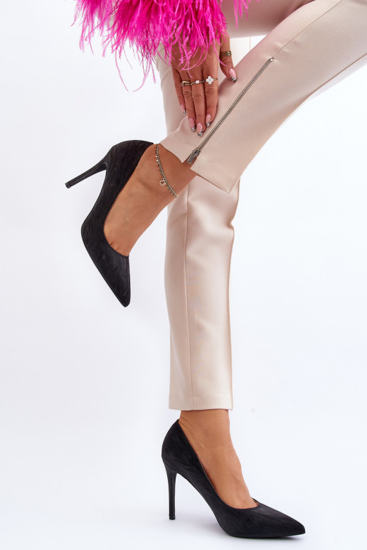 schoenen met hoge hakken Versierd met glanzend zwarte kleur Klonisa schoenen met hoge hakken Versierd met glanzend zwarte kleur Klonisa