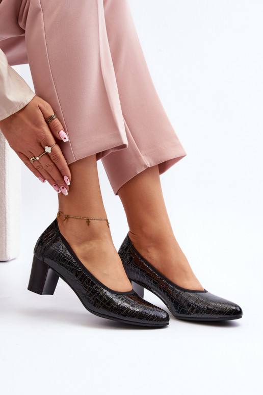 met lakeffect Schoenen met opdruk zwarte kleur Cynania met lakeffect Schoenen met opdruk zwarte kleur Cynania