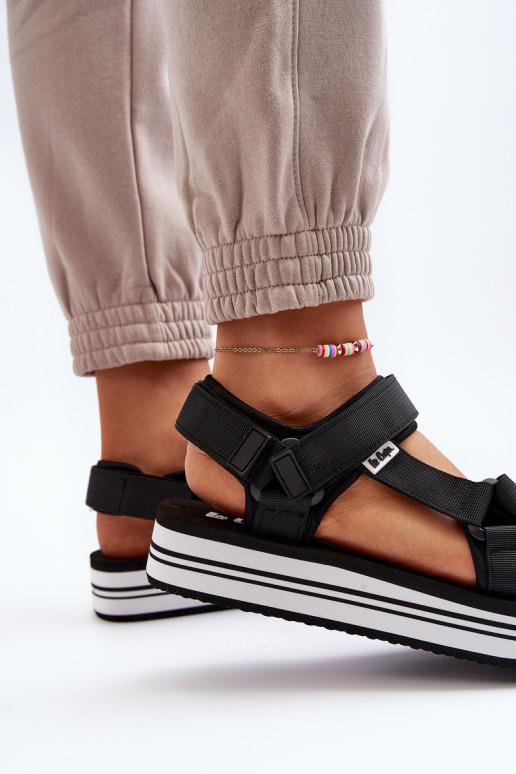 Damessandalen met platform Lee Cooper LCW-24-05-2753 zwarte kleur Damessandalen met platform Lee Cooper LCW-24-05-2753 zwarte kleur