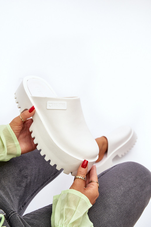 Slippers met modieuze massieve zolen Big Star NN274015 witte kleur