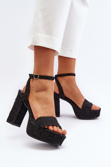 Denim sandalen met hakken in de kleur zwart Acrana