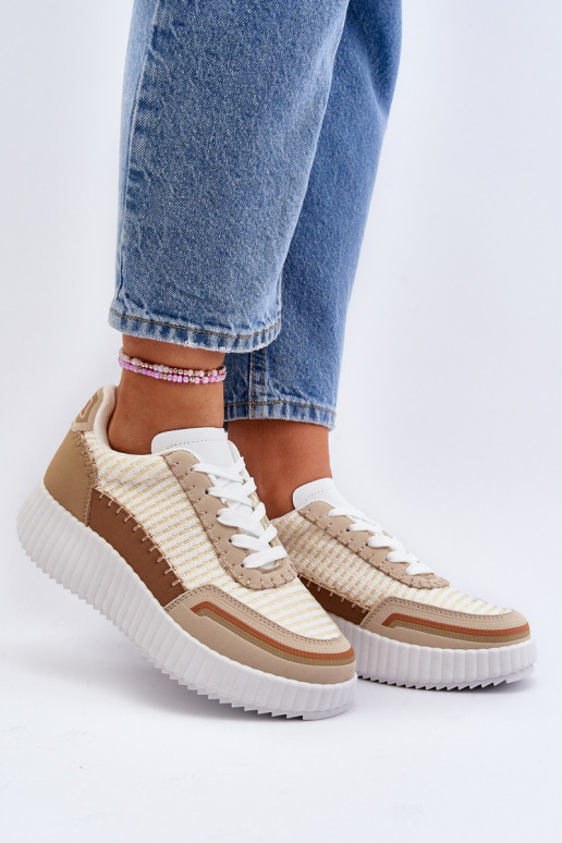 Sneakers model schoenen met een beige platform Redala