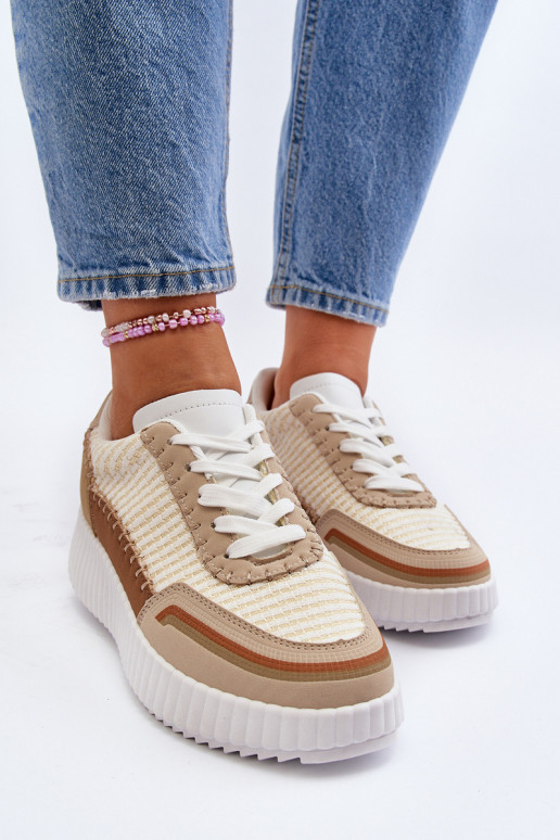 Sneakers model schoenen met een beige platform Redala
