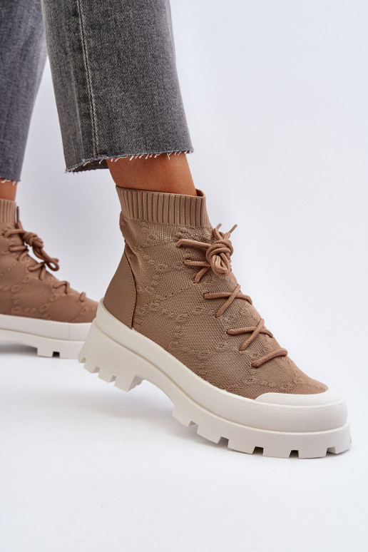 met een sokachtige binnenzool