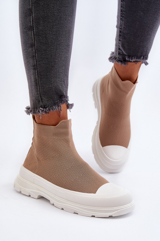 Bruine Ilanae-dameslaarzen met een sokachtige binnenzool Bruine Ilanae-dameslaarzen met een sokachtige binnenzool