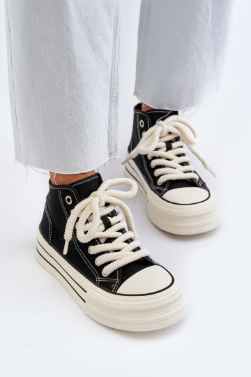 Casual schoenen met een platform in de zwarte kleur Aineri