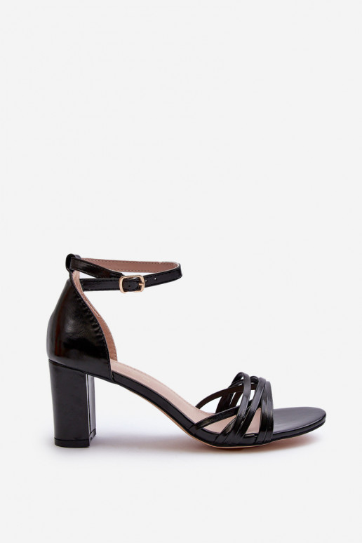 Sandalen met hak met bandjes in de kleur zwart Enitia Sandalen met hak met bandjes in de kleur zwart Enitia
