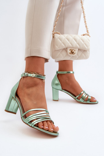 Sandalen met hak en bandjes in het groen Enitia 2
