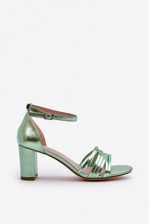 Sandalen met hak en bandjes in het groen Enitia