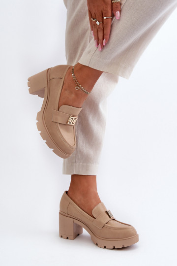 schoenen met brede hakken en ornamenten beige Ranunca 2