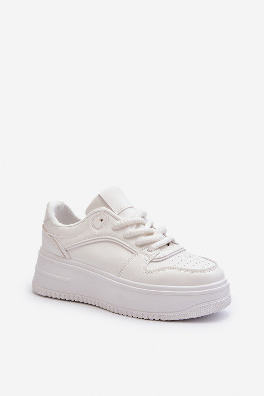 Sneakers model schoenen met een platform gemaakt van ecoleer in de witte kleur Vhisper Sneakers model schoenen met een platform gemaakt van ecoleer in de witte kleur Vhisper
