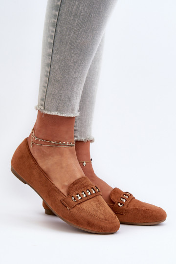 Glanzende mocassins met kettingen in bruin Aredilla