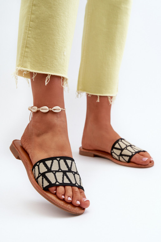 Damesslippers met brede hakken in de kleur zwart Traivea