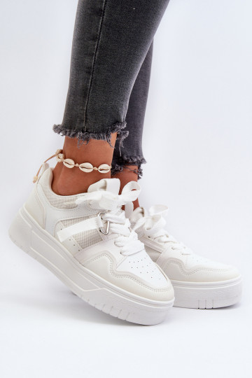 Sneakers model schoenen met een plateau gemaakt van ecoleer in de kleur wit Moun 2
