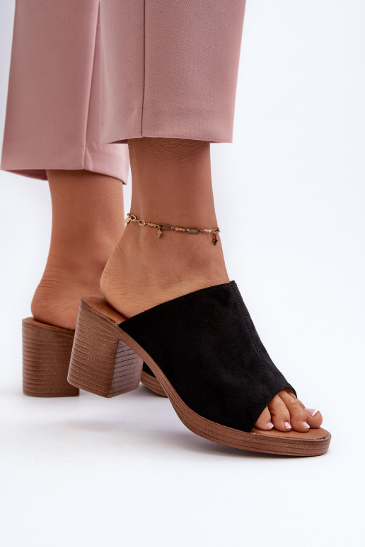 Elegante stijl Damespantoffels met hakken in de zwarte kleur Varnila Elegante stijl Damespantoffels met hakken in de zwarte kleur Varnila