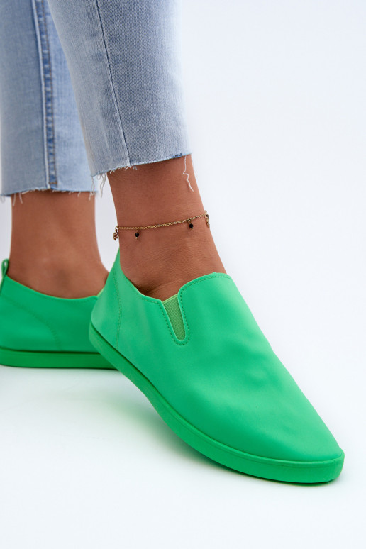 Sportschoenen vrijetijdsschoenen Slip-On groene kleur Lovinia