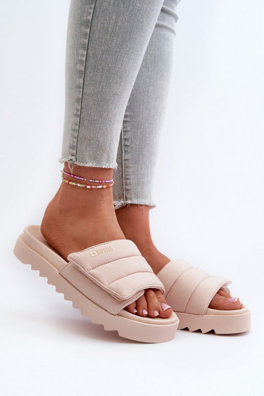 Slippers met plateau Big Star NN274773 beige Slippers met plateau Big Star NN274773 beige