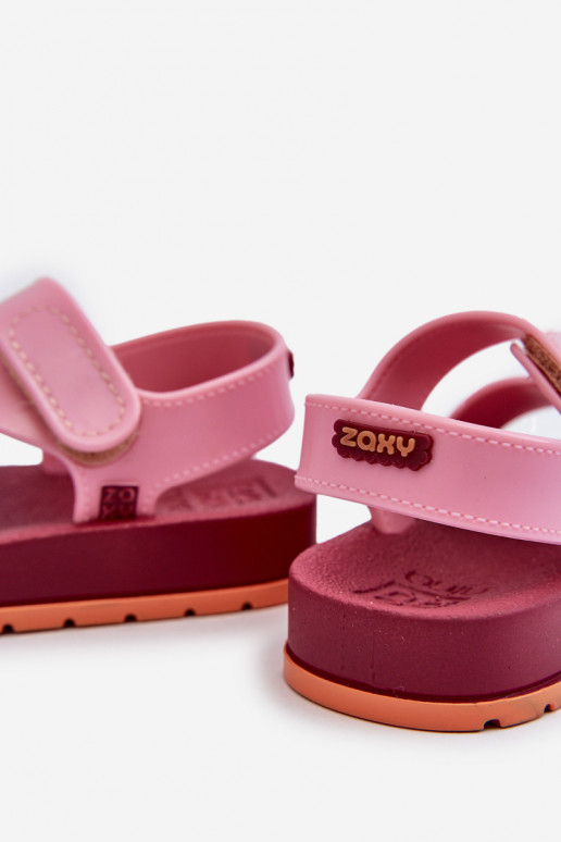 Kindersandalen met zelfklevende sluitingen LL385001 roze kleur