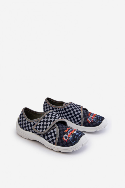 Comfortabele pantoffels voor jongens met zelfklevende sluiting Befado 974Y540 grijs Comfortabele pantoffels voor jongens met zelfklevende sluiting Befado 974Y540 grijs