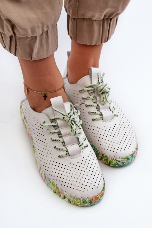 Sznurowe schoenen in witte Farnalea Sznurowe schoenen in witte Farnalea