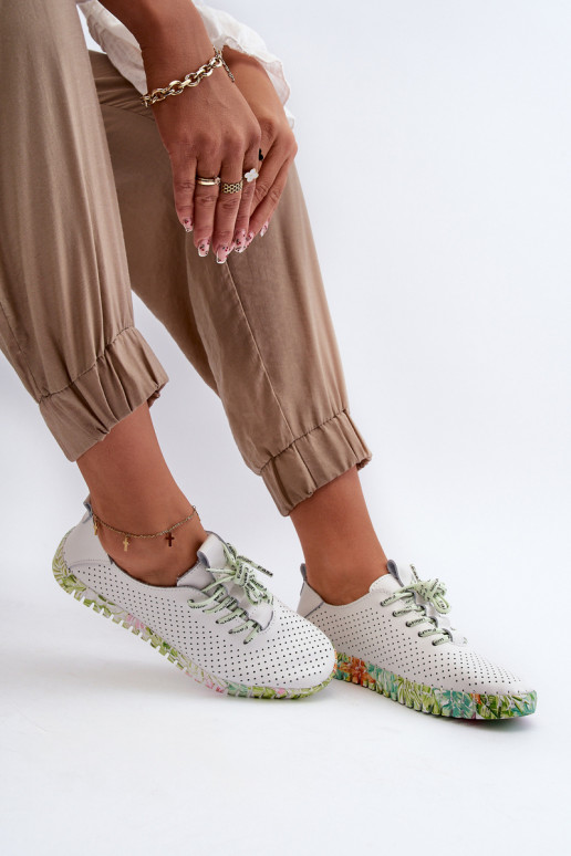 Sznurowe schoenen in witte Farnalea Sznurowe schoenen in witte Farnalea