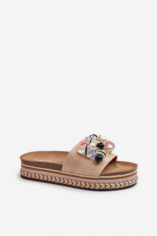 Damesslippers met plateau met mooie details S.Barski HY077 beige Damesslippers met plateau met mooie details S.Barski HY077 beige