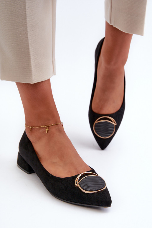 Schoenen met lage hak Z gemaakt van eco-suède S.Barski KV27-037 zwarte kleur