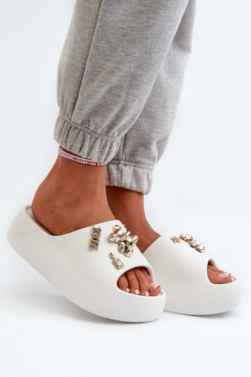 Damespantoffels Lengva Lichte pantoffels met mooie details in de witte kleur Orchia