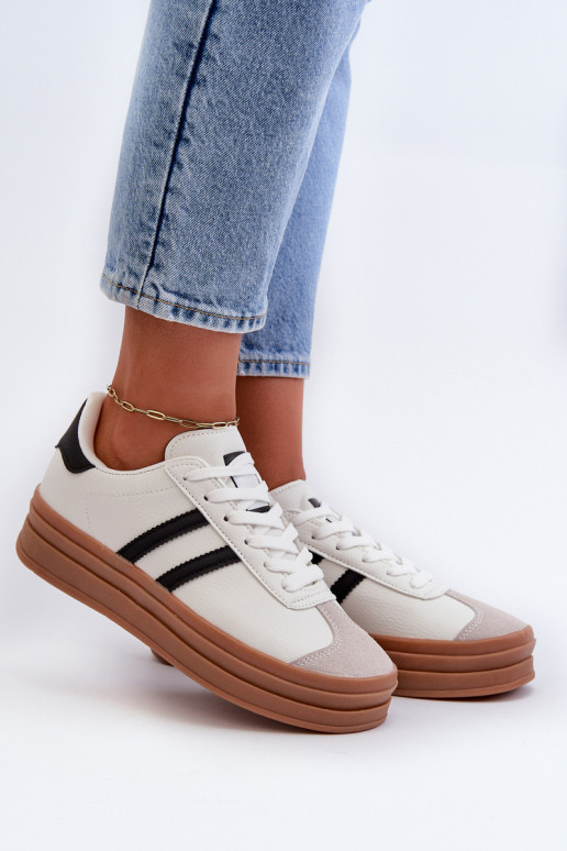 Sneakers model schoenen Dames met plateau in witte kleur Egelia Sneakers model schoenen Dames met plateau in witte kleur Egelia