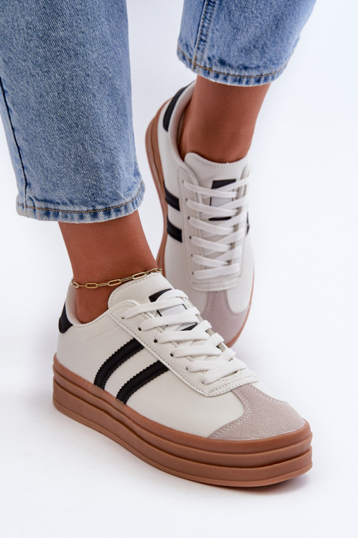 Sneakers model schoenen Dames met plateau in witte kleur Egelia Sneakers model schoenen Dames met plateau in witte kleur Egelia