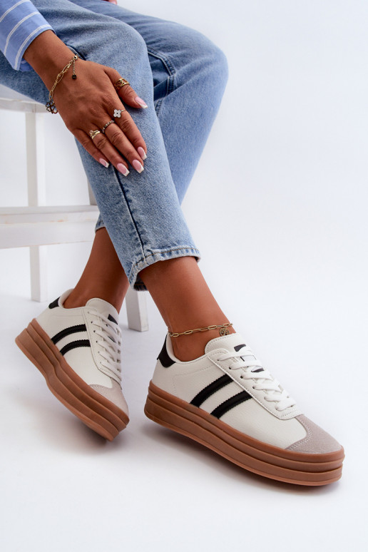 Sneakers model schoenen Dames met plateau in witte kleur Egelia Sneakers model schoenen Dames met plateau in witte kleur Egelia