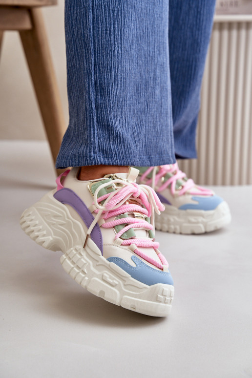 Sneakers model schoenen Dames met modieuze massieve zolen in diverse kleuren Nevela Sneakers model schoenen Dames met modieuze massieve zolen in diverse kleuren Nevela