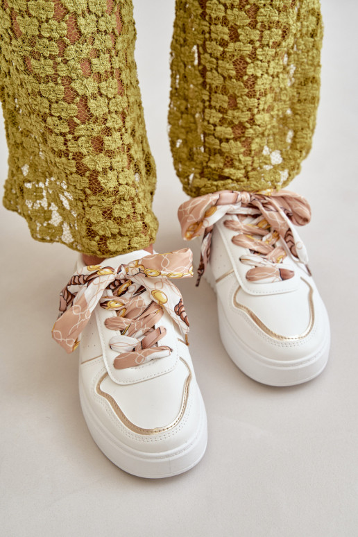 Sneakers model schoenen Dames met plateau Met decoratieve veters in de kleur wit Mistra Sneakers model schoenen Dames met plateau Met decoratieve veters in de kleur wit Mistra