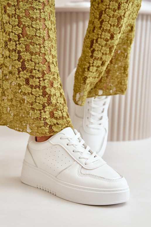 Sneakers model schoenen Dames met plateau Met decoratieve veters in de kleur wit Mistra Sneakers model schoenen Dames met plateau Met decoratieve veters in de kleur wit Mistra