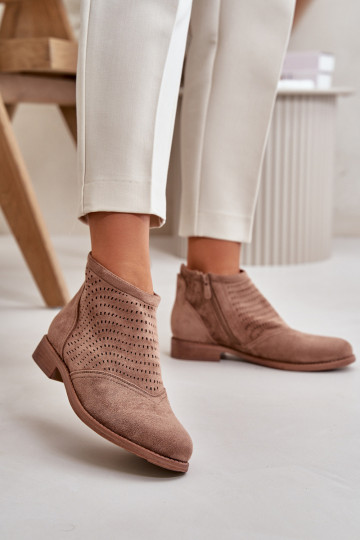 Dameslaarzen met brede hakken met opengewerkte elementen bruine kleur S.Barski HY42-076