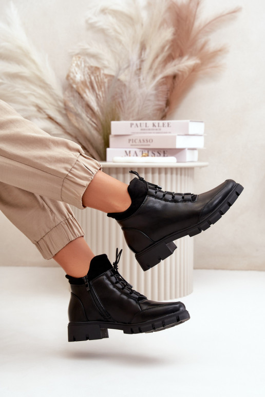 damesschoenen met lage hak gemaakt van eco-leer in de zwarte kleur Erisabelle