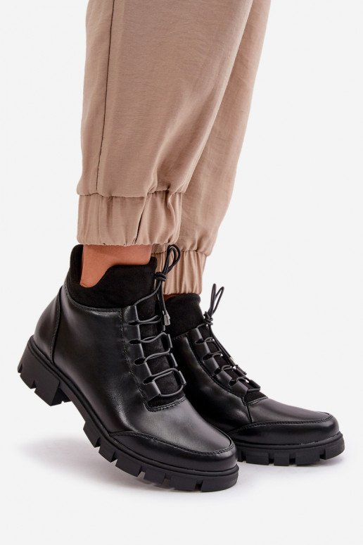 damesschoenen met lage hak gemaakt van eco-leer in de zwarte kleur Erisabelle