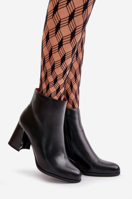 Gladde dameslaarzen Z gemaakt van eco-suède verwarmd in de zwarte kleur Milisea