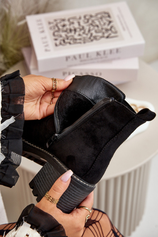 Dameslaarzen verwarmd met hakken gemaakt van eco-suède in de zwarte kleur Irissinae